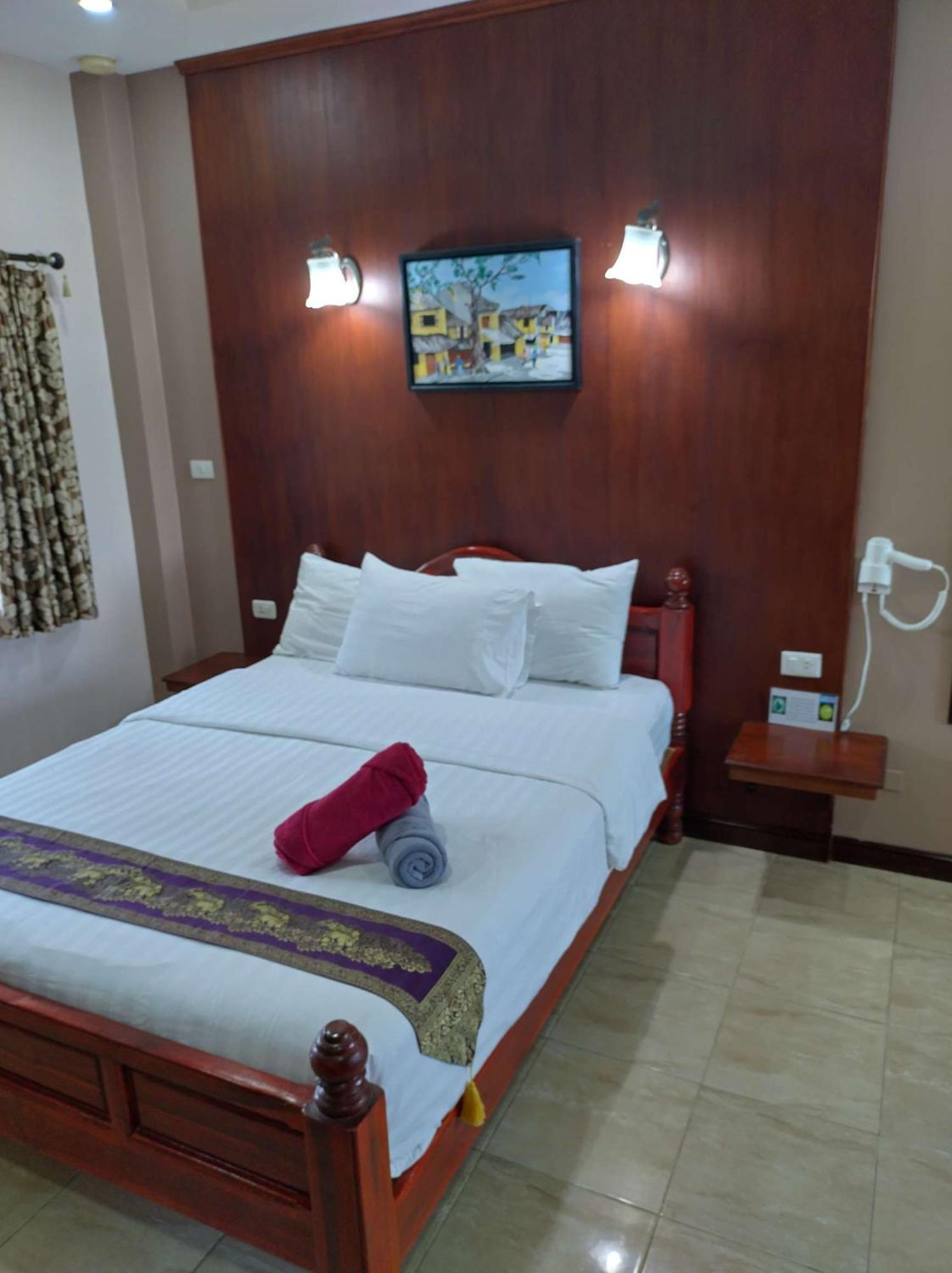 Mai Thai Guest House Khon Kaen Exterior photo