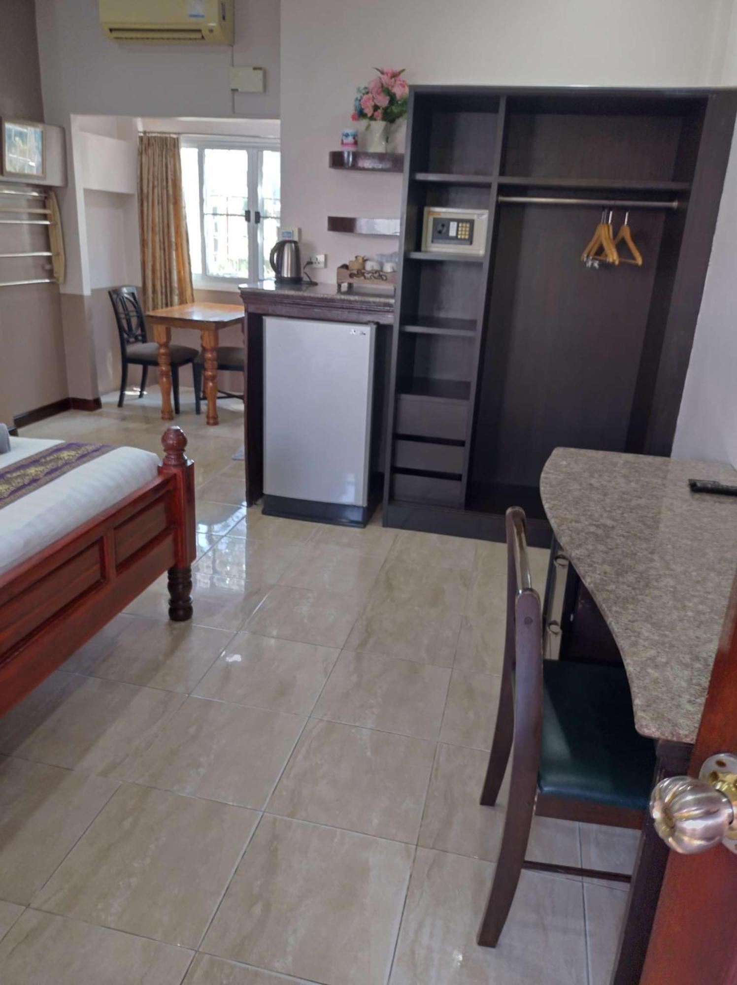 Mai Thai Guest House Khon Kaen Exterior photo